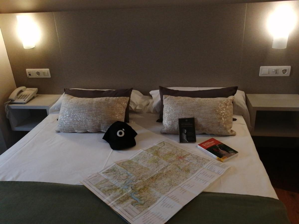 Duerming Villa De Sarria Hotel ภายนอก รูปภาพ