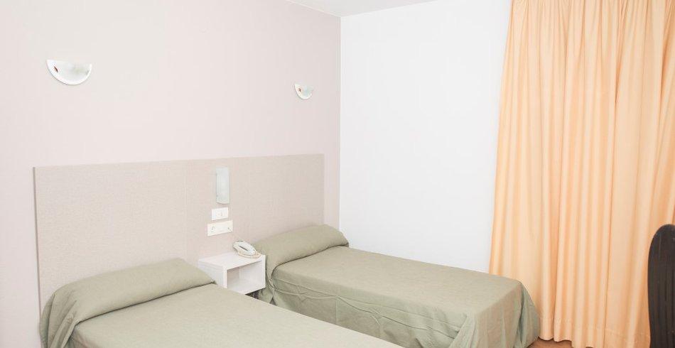 Duerming Villa De Sarria Hotel ภายนอก รูปภาพ